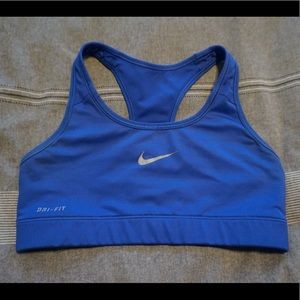 Nike dri-fit sports bra